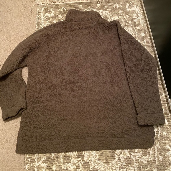 Aerie Cloud Sherpa Oversized Pullover - Picture 6 of 6